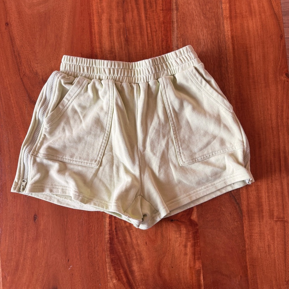 Papermoon Women's Green‎ Side Zipper Sweat Shorts Size S